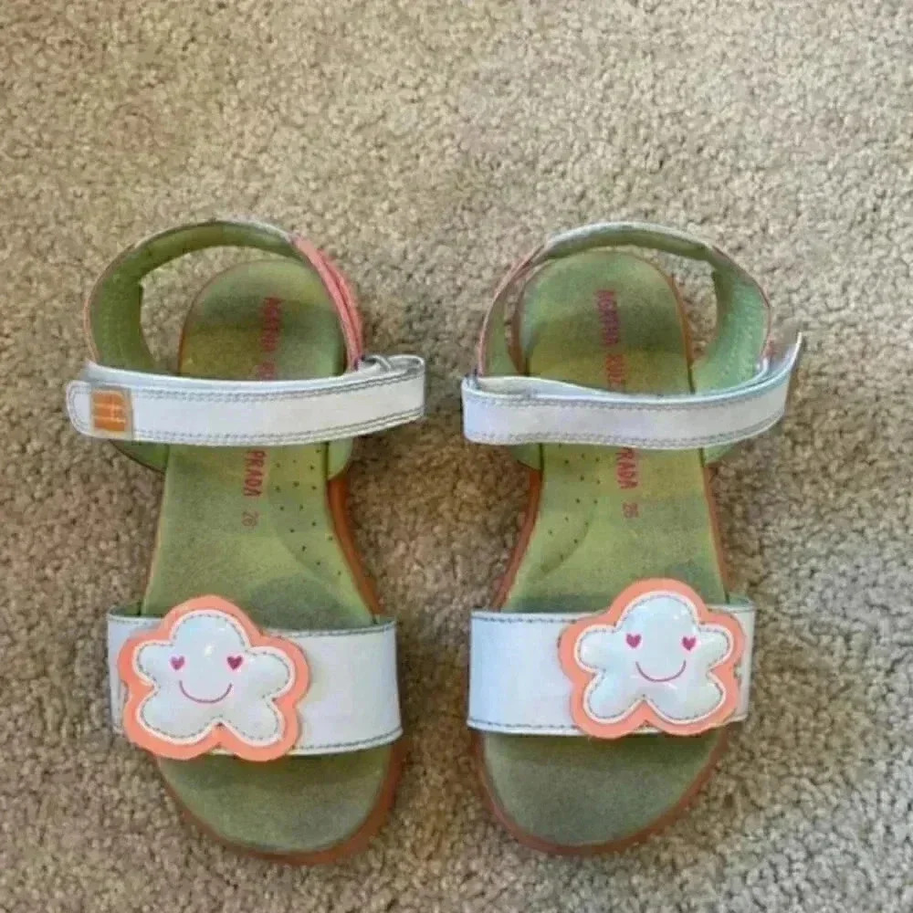 ⭐️ Agatha Ruiz de la Prada kids scandals
